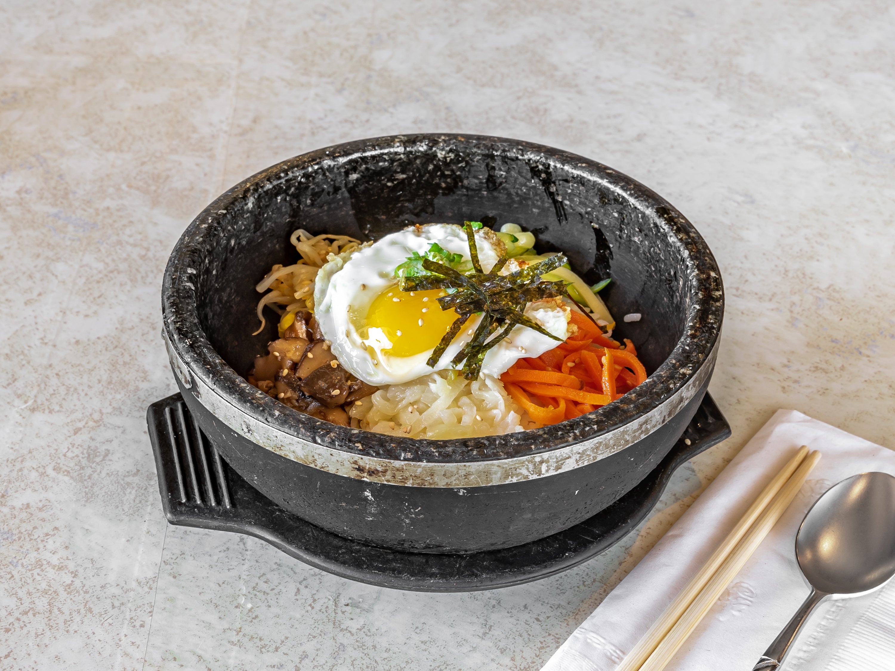 Dolsot Bi Bim Bap<br>돌솥 비빔밥