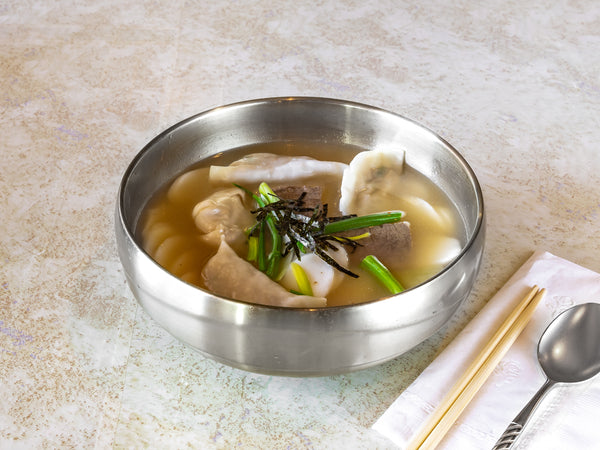 Sliced Rice Pasta Soup with Dumplings<br>떡만두국